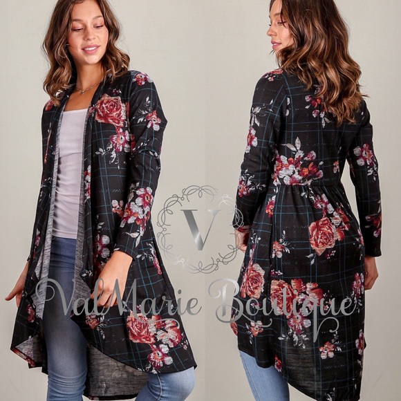 ValMarie Sweaters - ❤️ARRIVED! Knit floral plaid Cardigan
